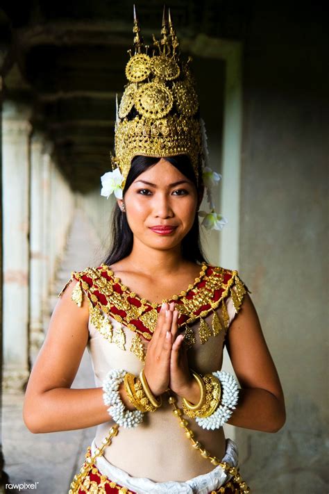 pictures of cambodia|pictures of cambodian women.